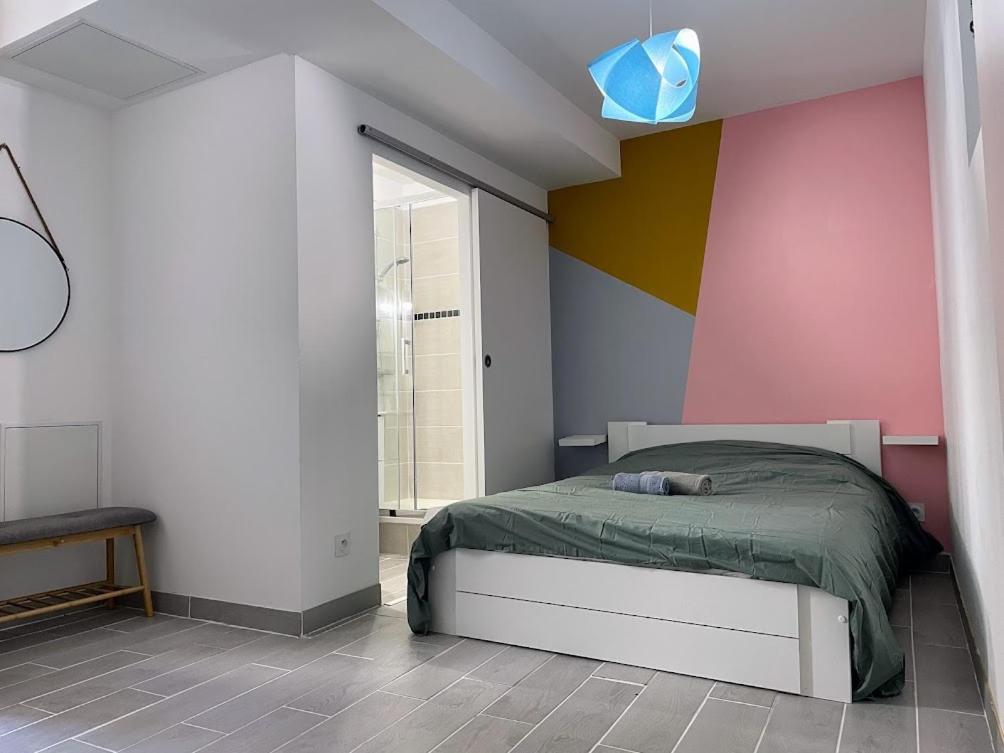 Le Cosy - T2 Avec Petite Cour Dans Centre Historique De Apartment